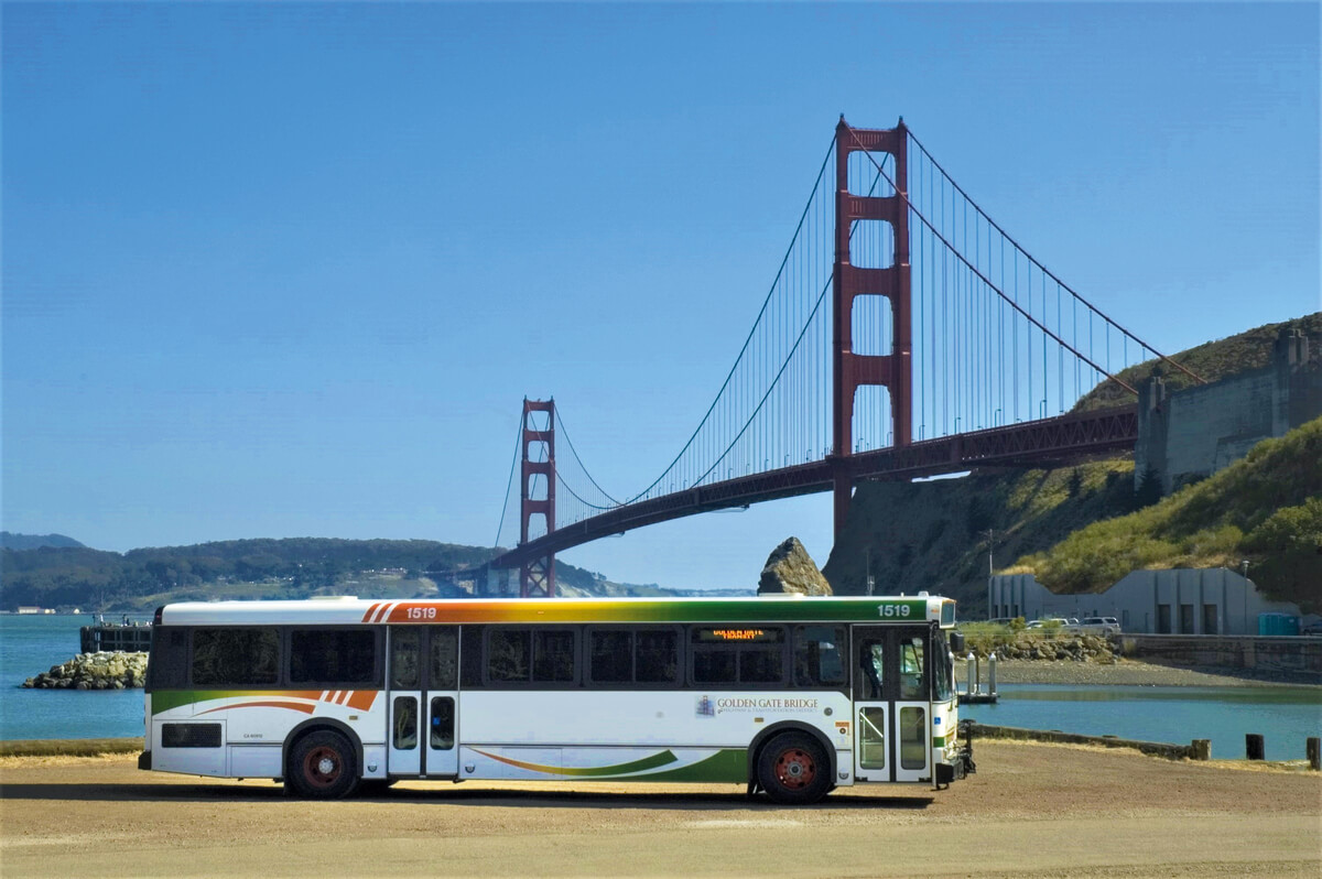 autobus Golden Gate Bridge habillage wrap Turbo Images